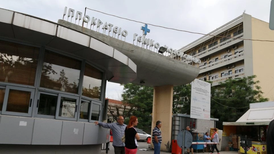 Επιδεινώθηκε η κατάσταση του 2,5 ετών αγοριού που «απαγχονίστηκε» με κορδόνι κουρτίνας στη Θεσσαλονίκη